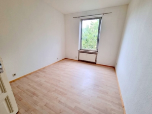 VERMIETET! Altbaucharme Gemütliche + helle 3 Zimmerwohnung – ruhig und zentral in Bornheim – Nähe Berger Str.