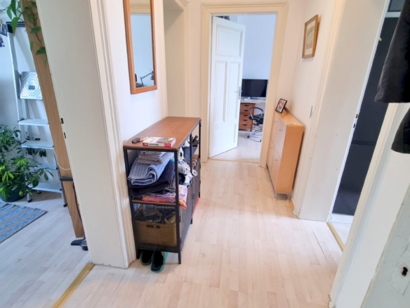VERMIETET! Altbaucharme Gemütliche + helle 3 Zimmerwohnung – ruhig und zentral in Bornheim – Nähe Berger Str.