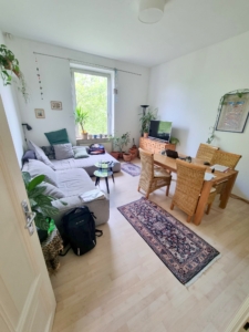 VERMIETET! Altbaucharme Gemütliche + helle 3 Zimmerwohnung – ruhig und zentral in Bornheim – Nähe Berger Str.
