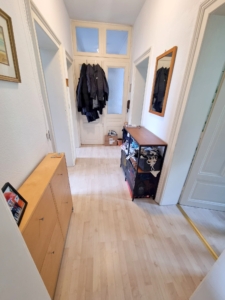 VERMIETET! Altbaucharme Gemütliche + helle 3 Zimmerwohnung – ruhig und zentral in Bornheim – Nähe Berger Str.