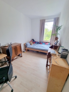 VERMIETET! Altbaucharme Gemütliche + helle 3 Zimmerwohnung – ruhig und zentral in Bornheim – Nähe Berger Str.