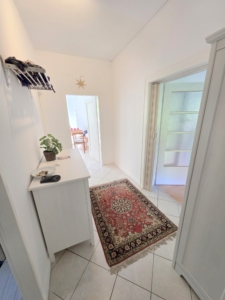VERMIETET! Top Lage Bornheim Nähe Parlamentsplatz – Große 1,5 Zimmerwohnung mit großer Terrasse + Wohnküche-