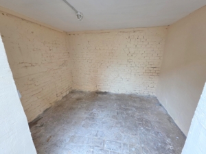 VERMIETET! Frisch RENOVIERT! Gemütliche 2-Zimmerwohnung mit Wohnküche inkl. EBK – ruhig in FFM-Eckenheim