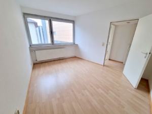 VERMIETET! Großzügige 2,5-Zimmer Wohnung – mitten in der Offenbacher Fußgängerzone
