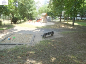 VERKAUFT! Panoramablick + bezugsfertig renoviert! 3 Zimmer mit großem Balkon ganz oben im 16. OG – in Frankfurt-Sachsenhausen