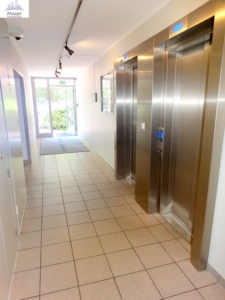 VERKAUFT! Panoramablick + bezugsfertig renoviert! 3 Zimmer mit großem Balkon ganz oben im 16. OG – in Frankfurt-Sachsenhausen