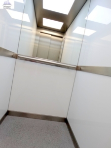 VERKAUFT! Panoramablick + bezugsfertig renoviert! 3 Zimmer mit großem Balkon ganz oben im 16. OG – in Frankfurt-Sachsenhausen