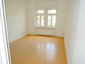 VERMIETET! Sonnige, gemütliche 2 Zimmerwohnung mit EBK – sanierter Altbau – Top Lage Bornheim Nähe Berger Str.