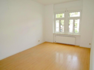 VERMIETET! Sonnige, gemütliche 2 Zimmerwohnung mit EBK – sanierter Altbau – Top Lage Bornheim Nähe Berger Str.