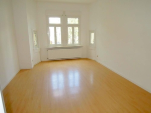VERMIETET! Sonnige, gemütliche 2 Zimmerwohnung mit EBK – sanierter Altbau – Top Lage Bornheim Nähe Berger Str.