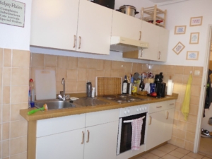 VERMIETET! Großzügige 1-Zimmerwohnung mit extra Wohnküche und Balkon – Top Lage Sachsenhausen