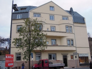 VERMIETET! Schick! Saniert! 1 Zimmer mit Balkon + Wohnküche – Top Lage Bornheim Nähe Berger Str.