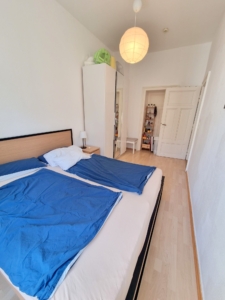VERMIETET! Altbaucharme zentral in Bornheim! Gemütliche + sonnige 3- Zimmer Wohnung mit Tageslichtbad