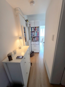 VERMIETET! Schick! Saniert! 1 Zimmer mit Balkon + Wohnküche – Top Lage Bornheim Nähe Berger Str.