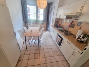 VERMIETET! Großzügige 1-Zimmerwohnung mit extra Wohnküche und Balkon – Top Lage Sachsenhausen