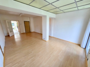 VERKAUFT! Gepflegtes Reihenmittelhaus mit 3 Zimmern + Keller + Garten – Ernst May Siedlung in Frankfurt-Praunheim