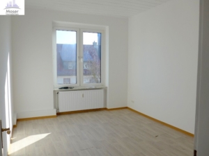 VERMIETET! Neu renoviert! Tolle 3 Zimmer Altbauwohnung mit Balkon – zentrale Lage Nähe TÜV Hanau