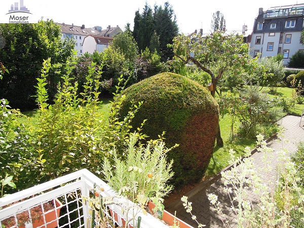 VERMIETET! Gemütliche, sonnige 2 Zimmerwohnung mit Balkon und Wohnküche- ruhig in Preungesheim