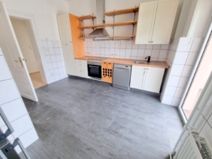 VERMIETET! Mitten in Bornheim! Sonnige 4 Zimmerwohnung mit Balkon -direkt auf der Berger Straße