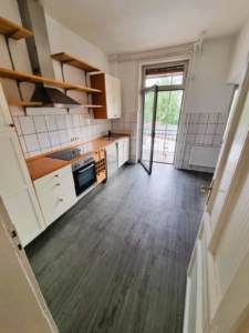 VERMIETET! Mitten in Bornheim! Sonnige 4 Zimmerwohnung mit Balkon -direkt auf der Berger Straße