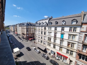 VERMIETET! Großzügige 4 Zimmer Altbauwohnung mit kl. Balkon und Wohnküche – im Szeneviertel am Bahnhof