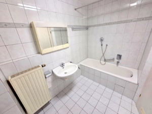 VERKAUFT! Das eigene zu Hause oder auch als Kapitalanlage! Sonnige + gemütliche 2-3 Zimmer mit Südbalkon in Offenbach