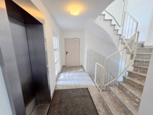 VERKAUFT! Das eigene zu Hause oder auch als Kapitalanlage! Sonnige + gemütliche 2-3 Zimmer mit Südbalkon in Offenbach