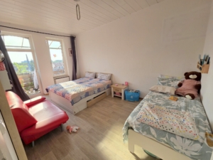 VERMIETET! Neu renoviert! Tolle 3 Zimmer Altbauwohnung mit Balkon – zentrale Lage Nähe TÜV Hanau