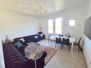 VERMIETET! Neu renoviert! Tolle 3 Zimmer Altbauwohnung mit Balkon – zentrale Lage Nähe TÜV Hanau