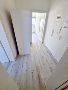 VERMIETET! Nagelneu renoviert! Großzügige 1,5-Zimmer Wohnung – mitten in der Offenbacher Fußgängerzone