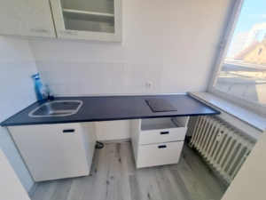 VERMIETET! Nagelneu renoviert! Großzügige 1,5-Zimmer Wohnung – mitten in der Offenbacher Fußgängerzone