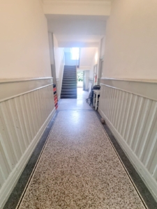 VERMIETET! Mitten in Bornheim! Sonnige 4 Zimmerwohnung mit Balkon -direkt auf der Berger Straße