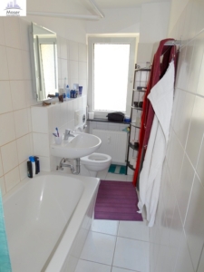 VERMIETET! Top Nordendlage! Auch WG- geeignet! Sonnige 3 Zimmer mit großem Südbalkon inkl. EBK + KFZ-Stellplatz möglich