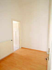 VERMIETET! Altbaucharme! Große 1- Zimmerwohnung mit Wohnküche + Wohndiele – ruhig und zentral in Rödelheim