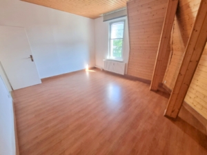 VERMIETET! Sonnige 3 Zimmer Altbauwohnung mit neuem Bad (2023) – ruhig + zentral in Heddernheim