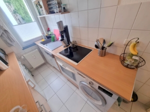VERMIETET! Top Nordendlage! Auch WG- geeignet! Sonnige 3 Zimmer mit großem Südbalkon inkl. EBK + KFZ-Stellplatz möglich