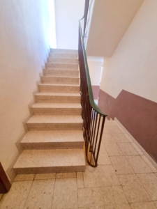 VERMIETET! Ideal für Familie oder auch WG! Top neu saniert in 2015! 4 Zimmer + 2 Bäder – zentral in Langen