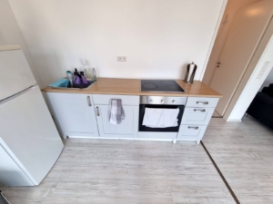 VERMIETET! Sonnig +Schick: 4- Zimmer Wohnung mit Balkon + 2 Bäder – nahe Fußgängerzone
