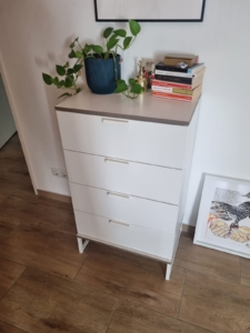VERMIETET! Modern + Großzügig! Gemütliche 2-Zimmer plus offener Wohnküche + Balkon! – – EZB nah im Ostend