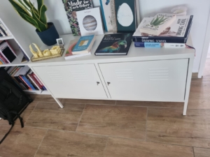 VERMIETET! Modern + Großzügig! Gemütliche 2-Zimmer plus offener Wohnküche + Balkon! – – EZB nah im Ostend