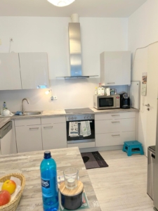 VERMIETET! Ideal für Familie oder auch WG! Top neu saniert in 2015! 4 Zimmer + 2 Bäder – zentral in Langen