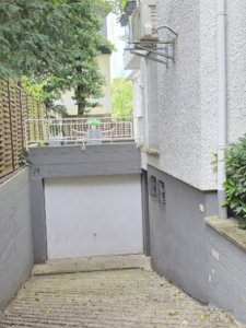 VERMIETET! Koffer auspacken und zu Hause sein! Groß + Stylisch – ein tolles Studio! 1 Zimmer + sep. Wohnküche + Terrasse – Top Lage Sachsenhausen