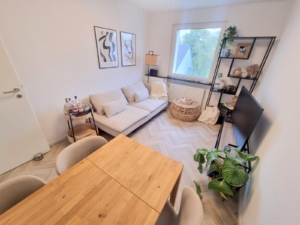 VERMIETET! Top Nordendlage! Auch WG- geeignet! In 2023 nagelneu sanierte 3 Zimmerwohnung im 5. OG ohne! Aufzug