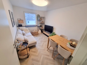 VERMIETET! Top Nordendlage! Auch WG- geeignet! In 2023 nagelneu sanierte 3 Zimmerwohnung im 5. OG ohne! Aufzug