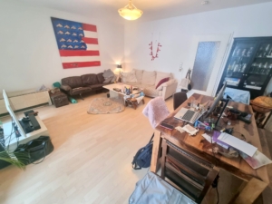 VERMIETET! Großzügige, sonnige 2 Zimmerwohnung mit Wohnküche und Balkon – Bornheim Grenze Ostend