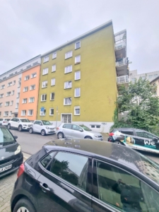 VERMIETET! Großzügige, sonnige 2 Zimmerwohnung mit Wohnküche und Balkon – Bornheim Grenze Ostend