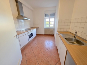 VERMIETET! Mitten im Leben von Sachsenhausen! Sonnige 3 Zimmerwohnung mit 2 Balkonen!