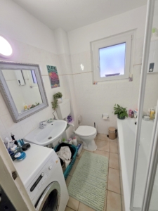 VERMIETET! Großzügige 1-Zimmerwohnung mit extra Wohnküche und Balkon – Top Lage Sachsenhausen