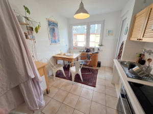 VERMIETET! Großzügige 1-Zimmerwohnung mit extra Wohnküche und Balkon – Top Lage Sachsenhausen