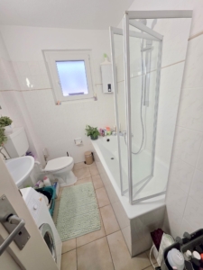 VERMIETET! Großzügige 1-Zimmerwohnung mit extra Wohnküche und Balkon – Top Lage Sachsenhausen